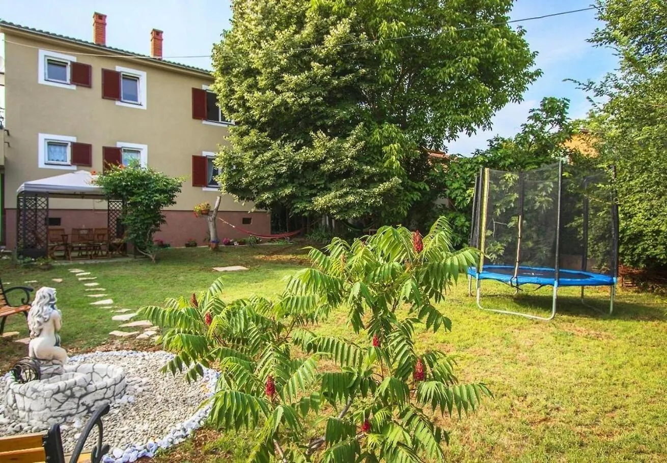 Apartment Ljilja Fažana